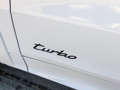 New 2025 Porsche Cayenne Turbo image 19