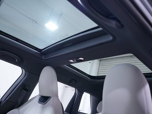New 2026 MINI Cooper 4-Door Hardtop FWD image 9