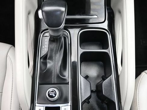 Used 2024 Kia Telluride S w/ S Sunroof Package FWD image 23