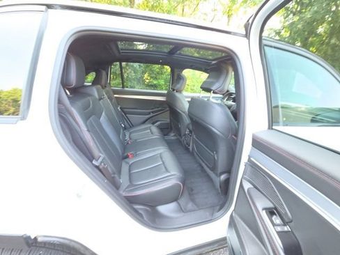 Used 2024 Jeep Wagoneer Launch Edition AWD/4WD image 27