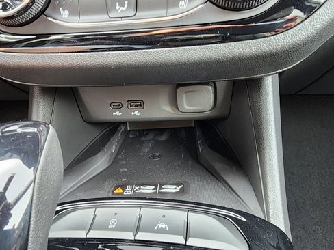 New 2026 Buick Envista Sport Touring w/ Convenience I Package image 28