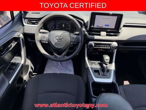 Certified 2023 Toyota RAV4 LE AWD/4WD image 11