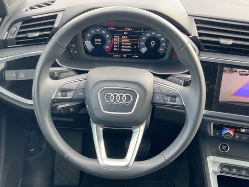 Certified 2023 Audi Q3 2.0T Premium image 16