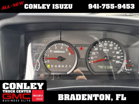 Used 2024 Isuzu NPR RWD image 8