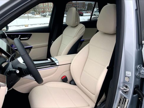 New 2026 Mercedes-Benz GLC 300 4MATIC image 12