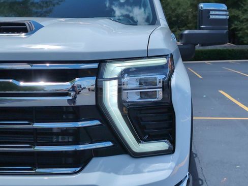 New 2026 Chevrolet Silverado 2500 LTZ w/ LTZ Plus Package AWD/4WD image 12