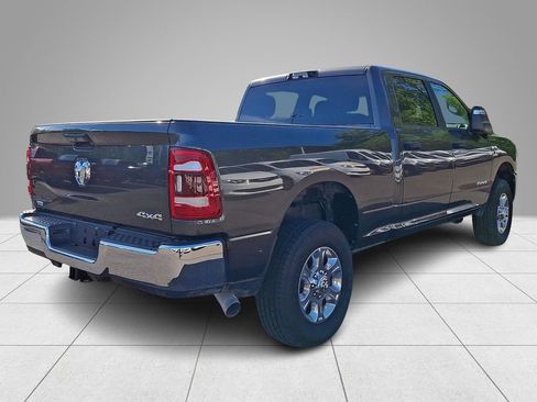 Used 2024 RAM 2500 Big Horn w/ Towing Technology Group AWD/4WD image 5