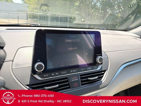 Certified 2021 Nissan Altima 2.5 SV w/ SV Premium Package FWD image 15