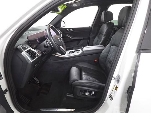 Used 2025 BMW X5 xDrive40i image 10