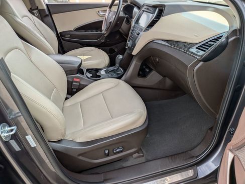 Used 2017 Hyundai Santa Fe Sport w/ 2.4L Tech Package 04 FWD image 33