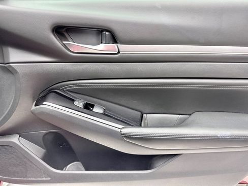 Used 2023 Nissan Altima 2.5 SL image 16