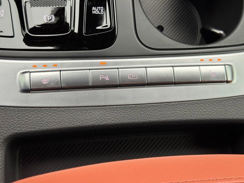 New 2026 Kia Carnival EX image 17