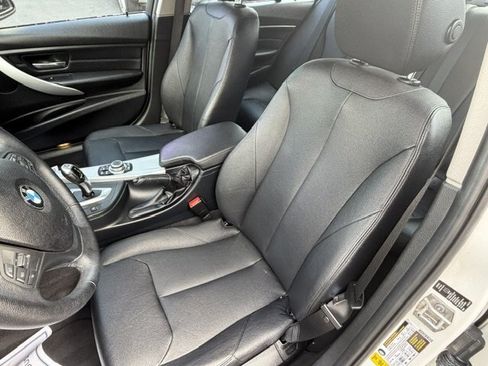 Used 2013 BMW 328i Sedan RWD image 9
