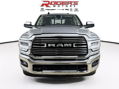 Used 2022 RAM 2500 Laramie AWD/4WD image 2