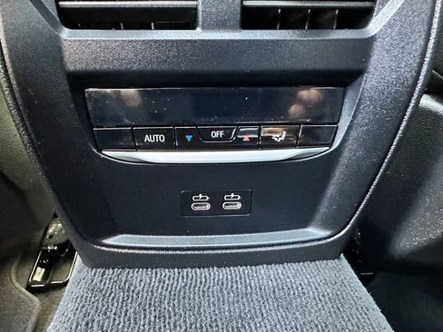 Used 2025 BMW i4 xDrive40i w/ Parking Assistance Package image 12