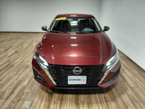 Used 2025 Nissan Altima 2.5 SV image 16