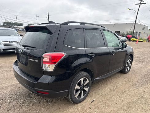 Used 2018 Subaru Forester 2.5i Limited AWD/4WD image 3