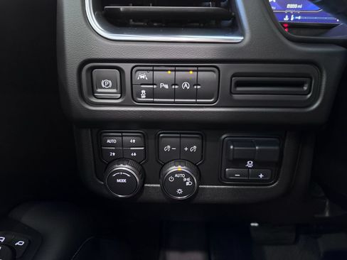 Certified 2023 Chevrolet Tahoe LT w/ Max Trailering Package AWD/4WD image 29