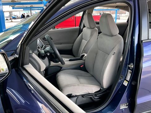 Used 2016 Honda HR-V EX image 7