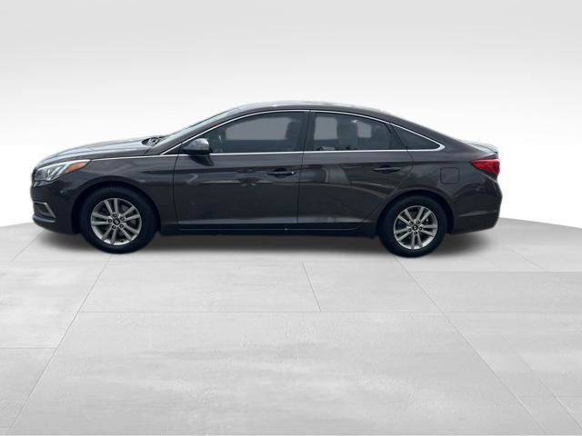 Used 2016 Hyundai Sonata SE FWD image 4