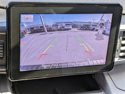 Certified 2021 Ford Explorer XLT w/ Equipment Group 202A image 19