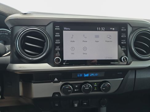 Used 2021 Toyota Tacoma SR5 RWD image 20