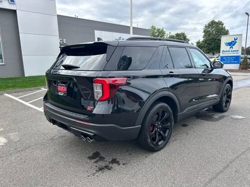 Used 2024 Ford Explorer ST w/ Equipment Group 401A AWD/4WD image 7
