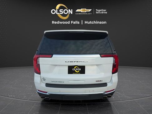 Used 2025 GMC Yukon Denali image 4