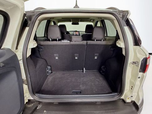 Used 2019 Ford EcoSport SE w/ SE Convenience Package image 29