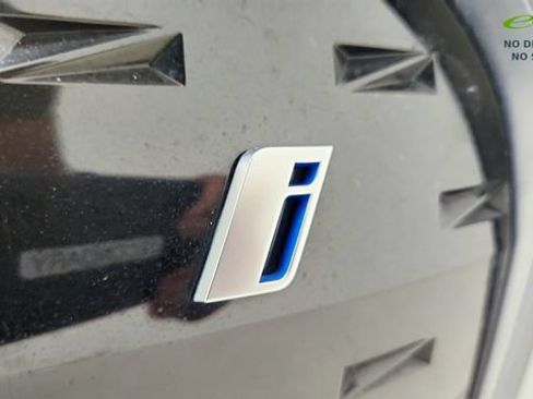 Used 2023 BMW i4 eDrive35 w/ Premium Package RWD image 32