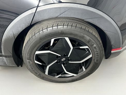 Used 2024 Hyundai Ioniq 5 SEL RWD image 11