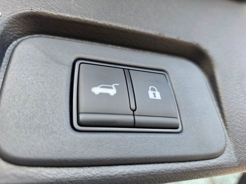 New 2026 Nissan Rogue SV image 9