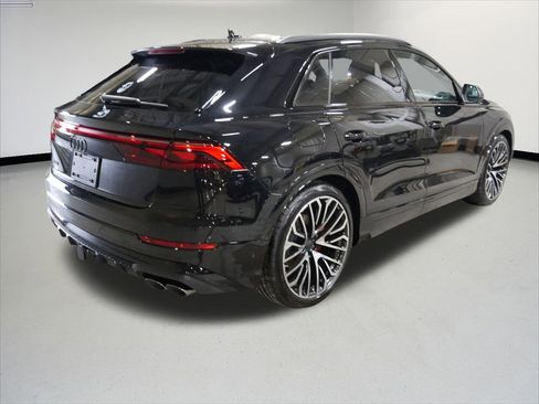 New 2026 Audi SQ8 Prestige image 5