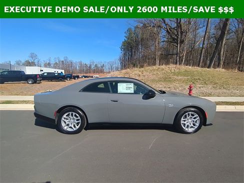 New 2025 Dodge Charger R/T w/ Quick Order Package 25M R/T image 15