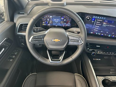 New 2026 Chevrolet Tahoe Premier w/ Sun And Tow Package AWD/4WD image 14