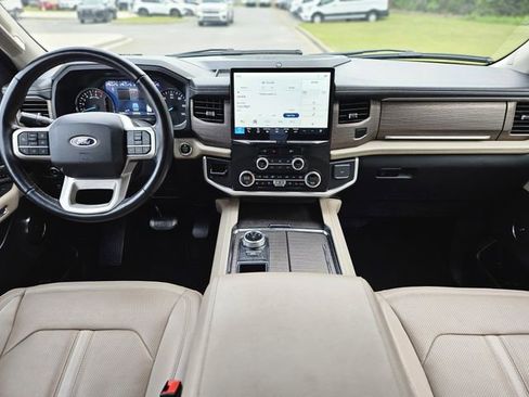 Used 2024 Ford Expedition Max Limited RWD image 16