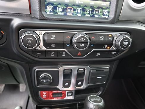 Used 2020 Jeep Wrangler Rubicon image 20