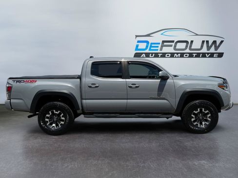 Used 2021 Toyota Tacoma TRD Pro AWD/4WD image 2