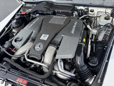 Used 2017 Mercedes-Benz G 63 AMG 4MATIC image 5