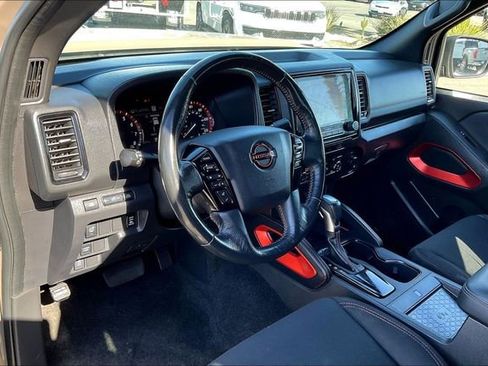 Used 2023 Nissan Frontier Pro-X w/ Pro Convenience Package RWD image 14