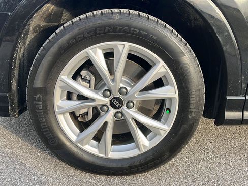 Used 2025 Audi Q3 2.0T Premium image 9