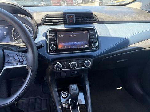 Used 2025 Nissan Versa SV FWD image 16