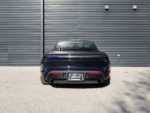 New 2026 Porsche Taycan GTS image 6