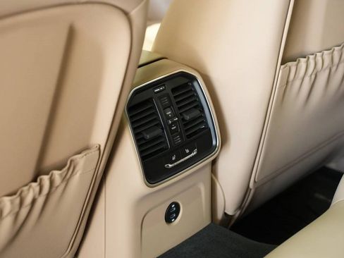 New 2025 Porsche Macan image 26