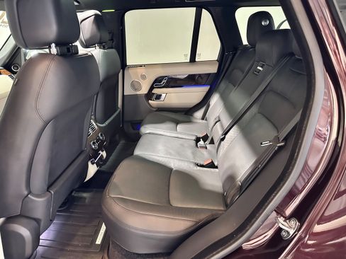 Used 2020 Land Rover Range Rover HSE image 29