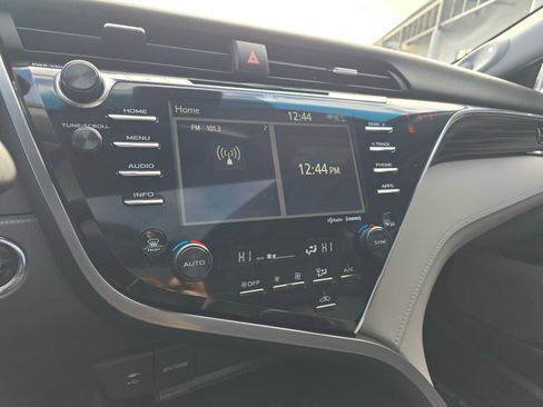 Used 2018 Toyota Camry XLE w/ Audio Package image 26