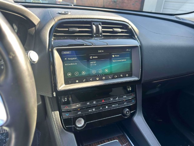 Used 2019 Jaguar F-PACE Portfolio AWD/4WD image 48