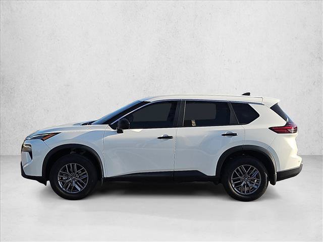 Used 2024 Nissan Rogue S FWD image 9