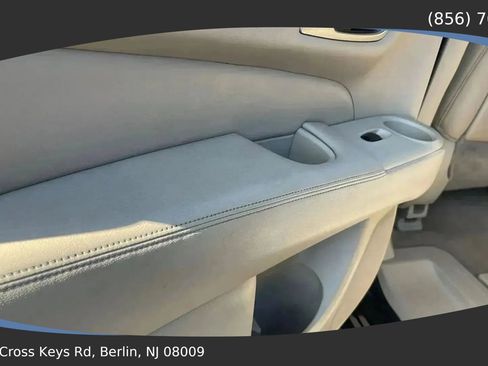 Used 2015 Nissan Pathfinder SL w/ SL Premium Package image 21