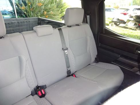 Used 2025 Toyota Tundra SR5 AWD/4WD image 17